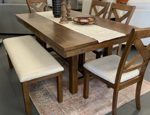 Table with 4 Chairs $799