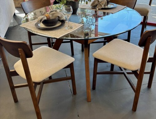 Table with 4 Chairs $899